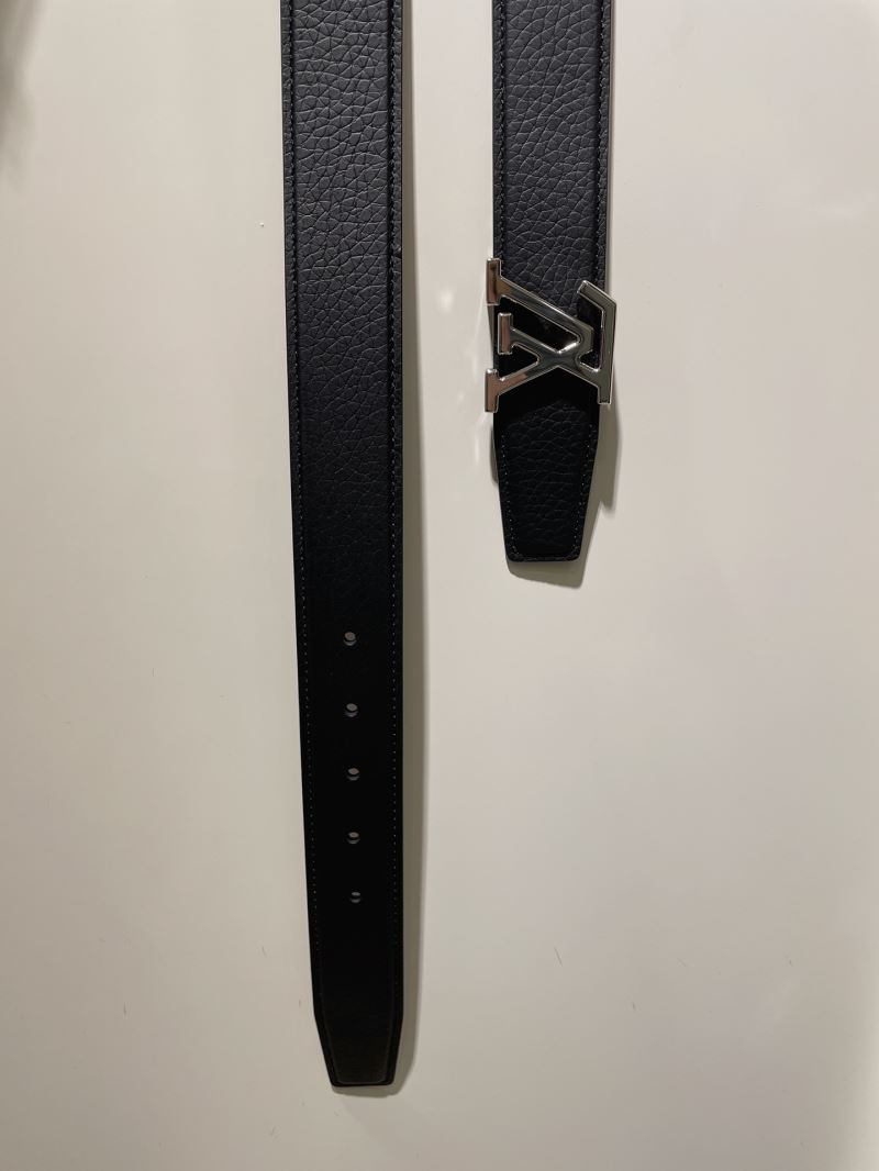 l0vis Vvtt0n belts